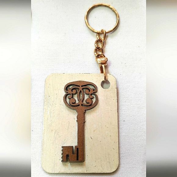 Handcrafted Keychain Bag Tag! Italian Wood Lucida. Gold Steampunk Victorian Key. - Picture 3 of 6
